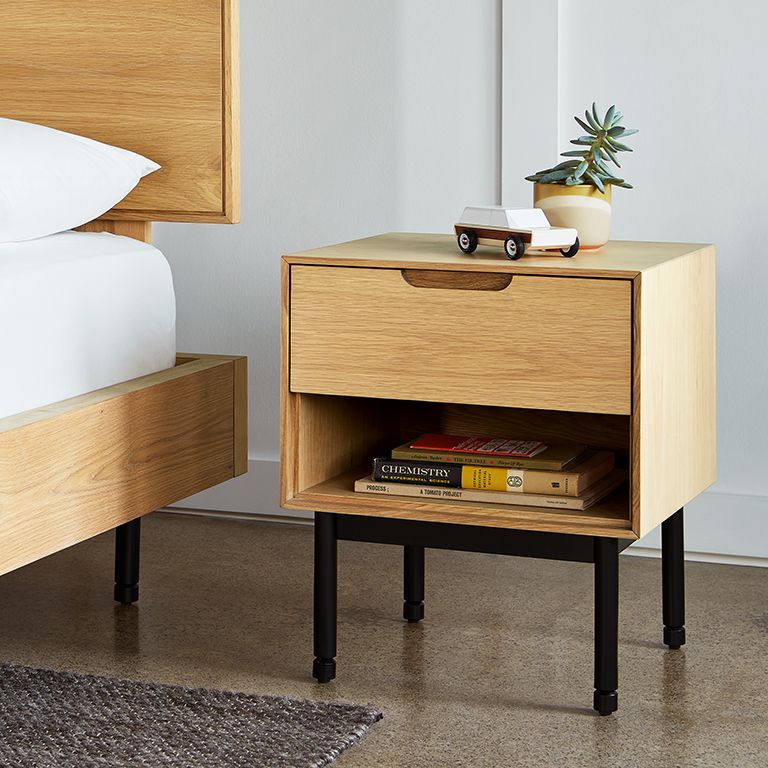 Munro End Table | {neighborhood} {neighborhood} store