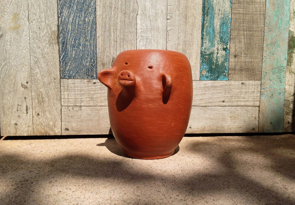 Cochinito Vessel | {neighborhood} Colectivo 1050