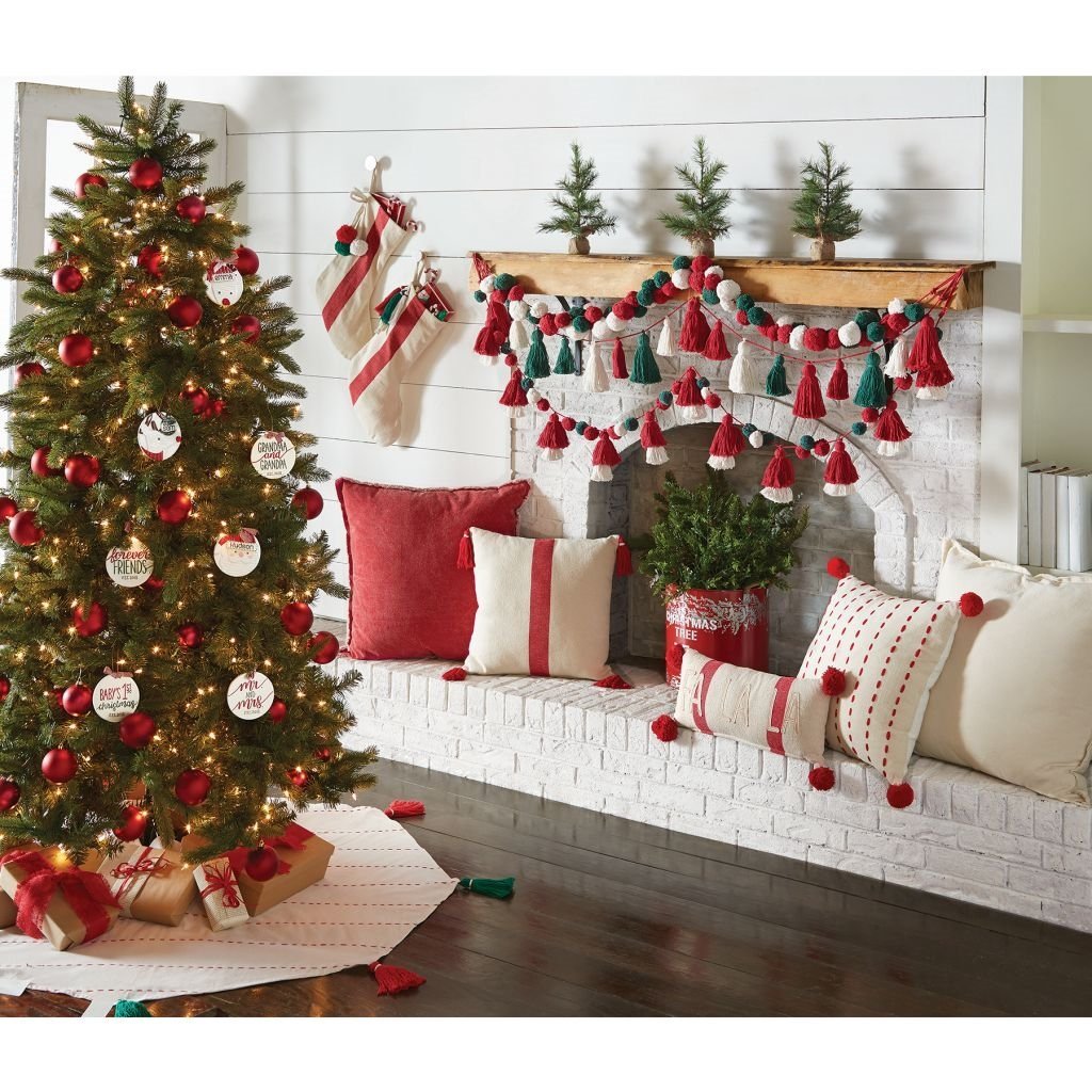 Tassel Tree Skirt | {neighborhood} Mud Pie